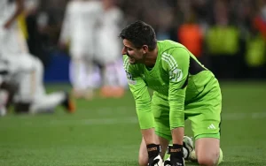 Courtois rút lui khỏi tuyển Bỉ