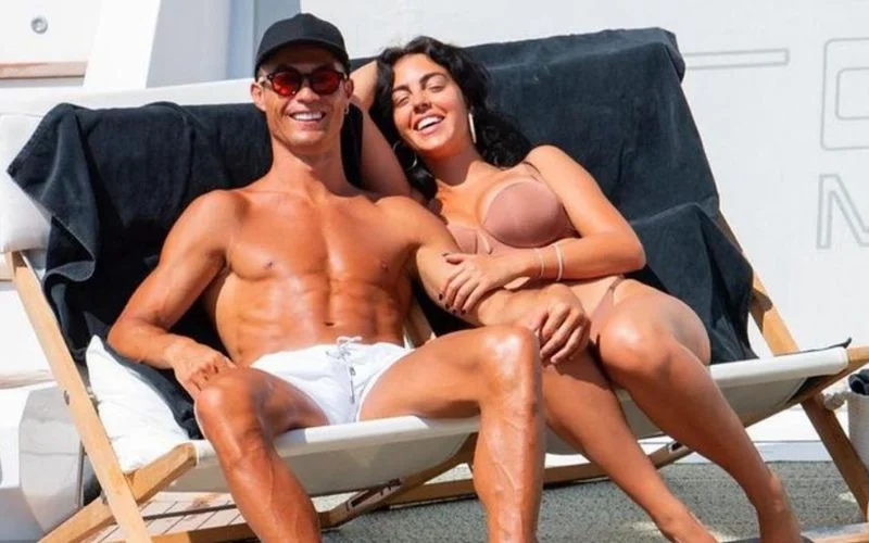 Cristiano Ronaldo và Georgina Rodriguez có hợp đồng hôn nhân