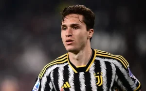 Federico Chiesa gia nhập Liverpool