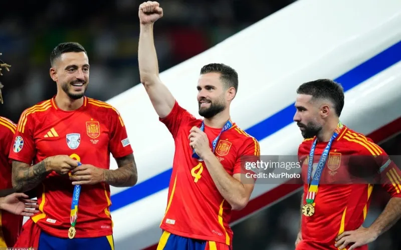 Joselu, Nacho Fernandez và Daniel Carvajal đại diện cho Real trong đội vô địch Euro 2024