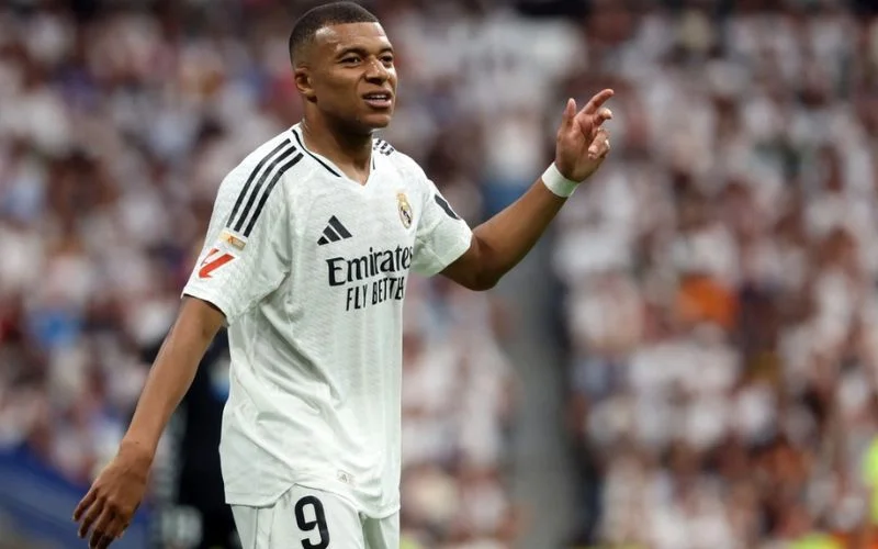 Màn trình diễn không ổn từ đầu mùa của Kylian Mbappe