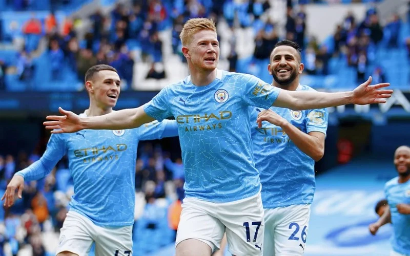 Manchester City có quá nhiều cầu thủ nổi bật trong đội hình