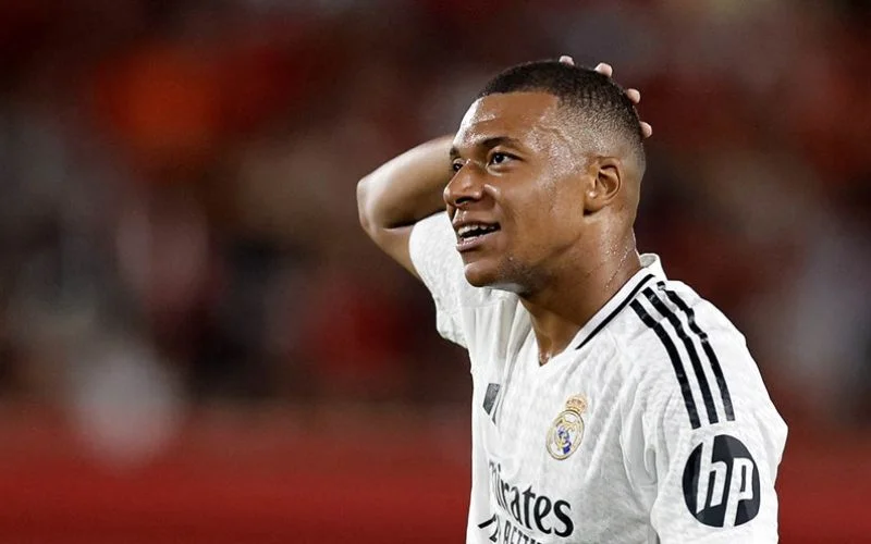 Mbappe chưa thể tạo được dấu ấn mạnh mẽ như kỳ vọng trong màu áo Real Madrid.