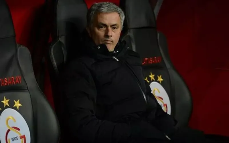 Mourinho đang gặp áp lực tại giải Thổ Nhĩ Kỳ