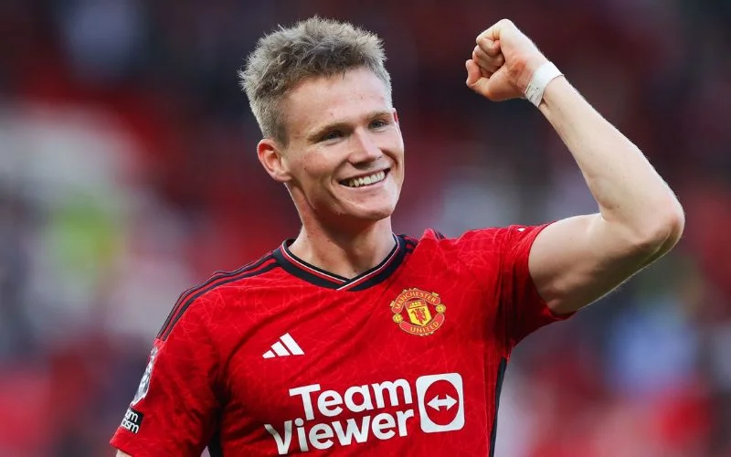 Napoli đạt thỏa thuận 26 triệu bảng cho thương vụ Scott McTominay