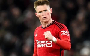 Nghiệt ngã Scott McTominay