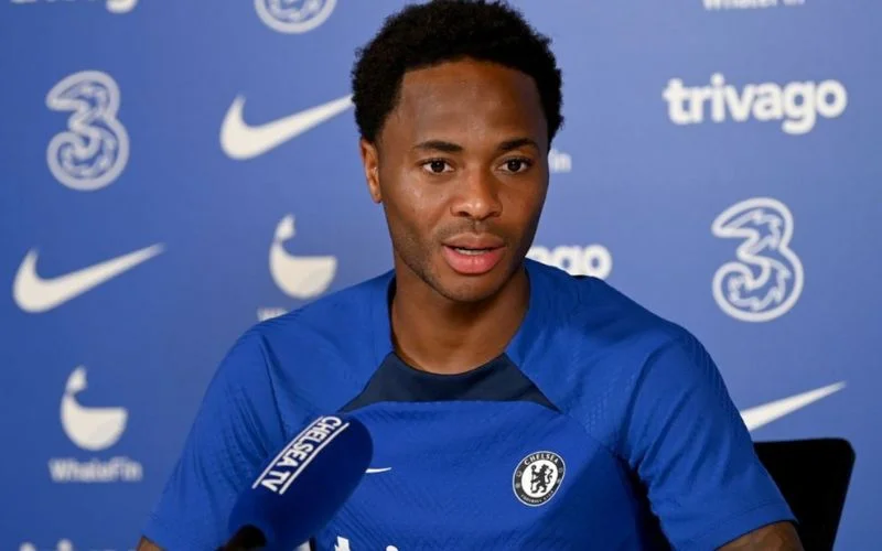 Raheem Sterling sẵn sàng gia nhập MU