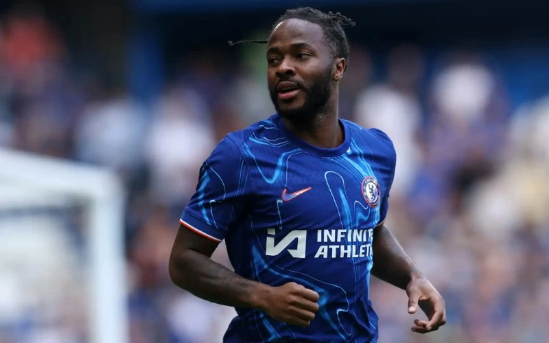 Sterling bị gạch tên khỏi mọi kế hoạch của Chelsea mùa này