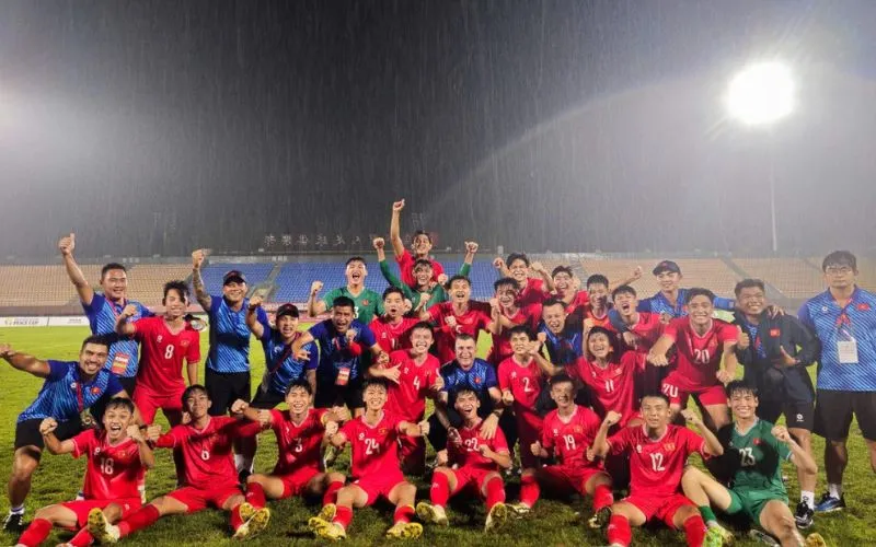 Tối 20/8, U16 Việt Nam thắng 1-0 U16 Nhật Bản ở lượt trận cuối giải giao hữu Peace Cup diễn ra tại Trung Quốc.