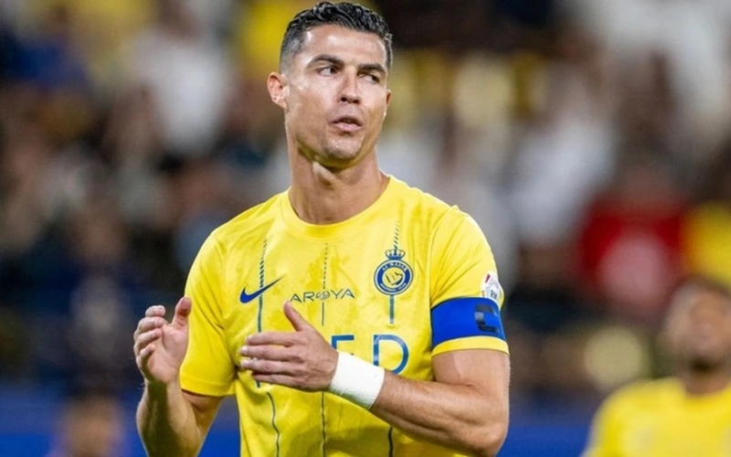 Tới lúc Ronaldo nên giải nghệ