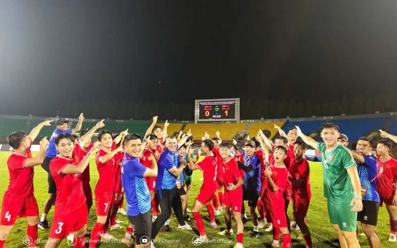 U16 Việt Nam giành ngôi á quân