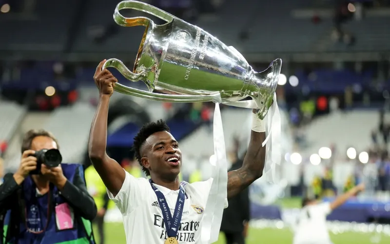 Vinicius đã có 2 Champions League trong 3 năm qua