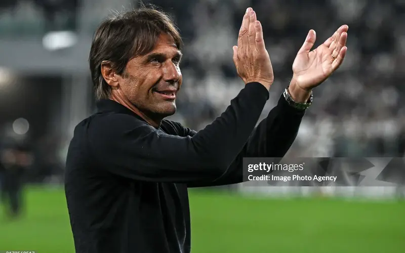 Conte-giup-Napoli-tro-lai-ngoi-dau-sau-18-thang