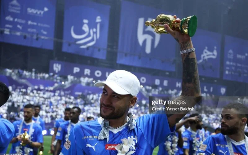 Al Hilal có siêu đội hình khi Neymar trở lại.