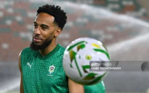 aubameyang-khuay-dao-saudi-arabia-e1727500522571-300x188