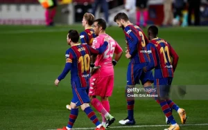 claudio-bravo-san-sang-tro-lai-cuu-barca-1-e1727192178947-300x188