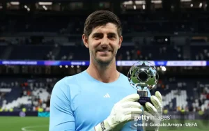 Courtois gây tranh cãi ở Real Madrid