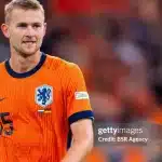 De Ligt mắc quá nhiều sai lầm