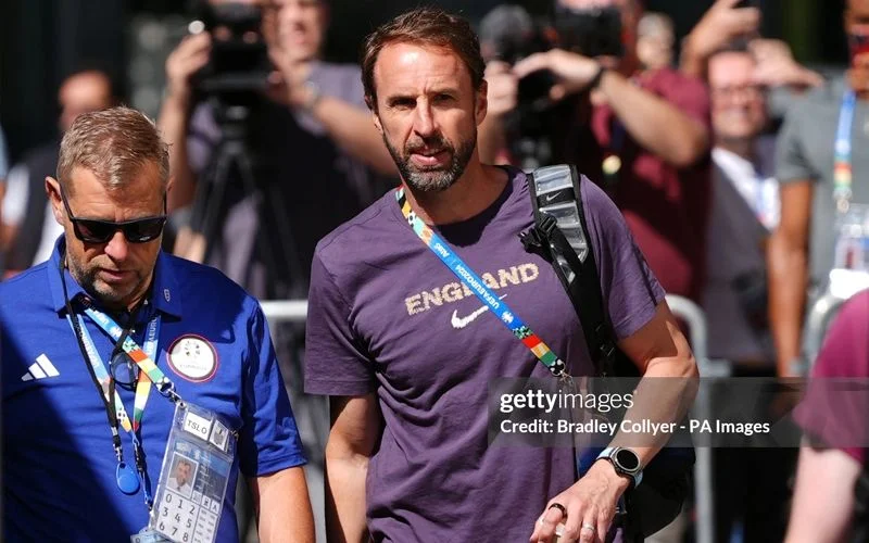 Gareth Southgate tái xuất.