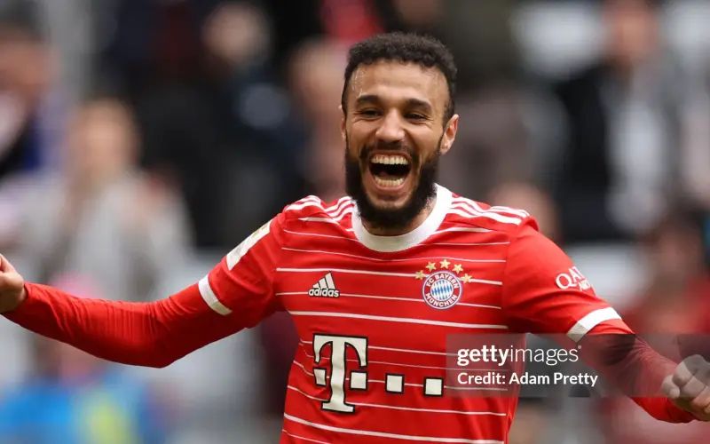 mazraoui-khi-con-khoac-ao-bayern