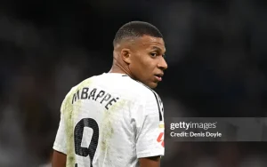 Mbappe làm chủ tịch ở tuổi 25