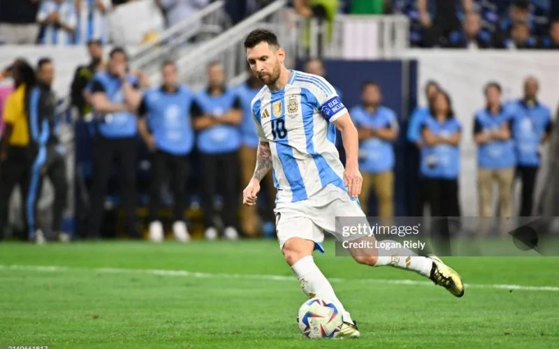 Messi khiến Inter Miami lo lắng