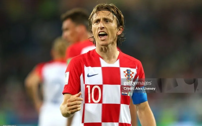 Modric vẫn chưa chịu dừng lại.