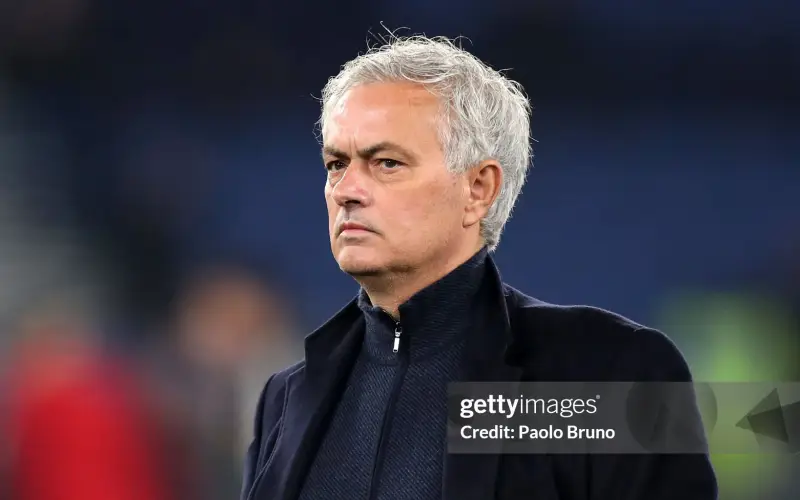 mourinho-bi-sa-thai-chi-sau-2-nam-o-mu