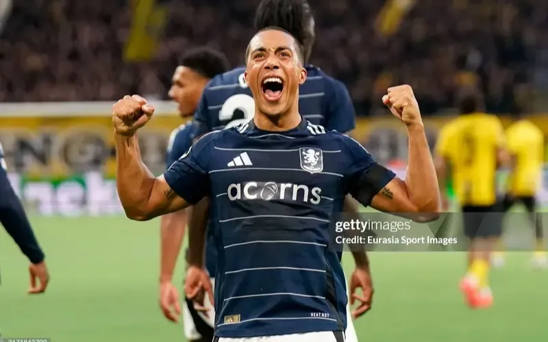 Những cú sút xa của Tielemans là ác mộng cho Wolves