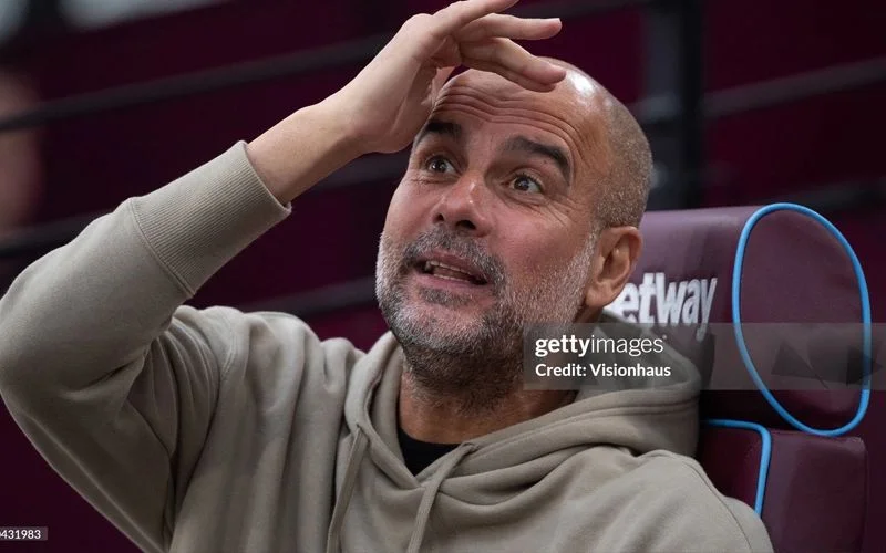 Pep lạc quan dù Man City có nguy cơ bị trừ 70 điểm