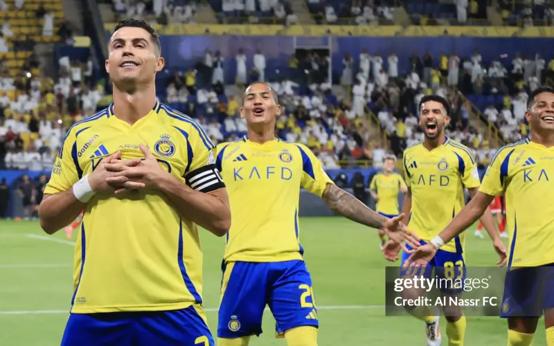 ronaldo-se-tiep-tuc-gan-bo-voi-al-nassr