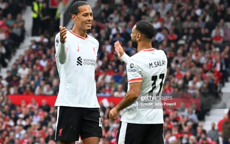 Salah và Van Dijk là 2 cầu thủ nhận lương cao nhất Liverpool