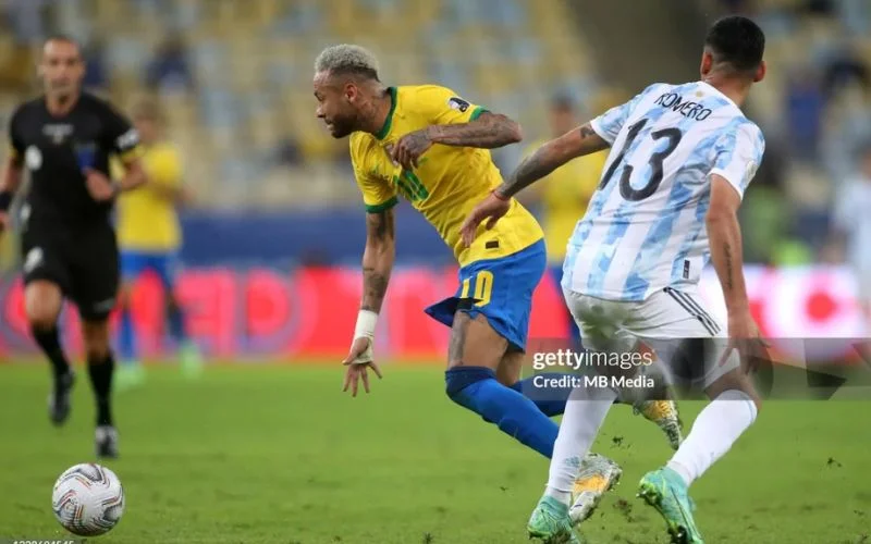 Sao Argentina vẫn còn ám ảnh về Neymar