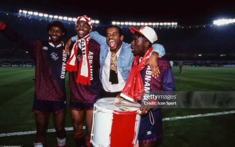 Seedorf đoạt Champions League với Ajax năm 1995