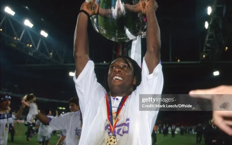 Seedorf đoạt Champions League với Real Madrid năm 1998