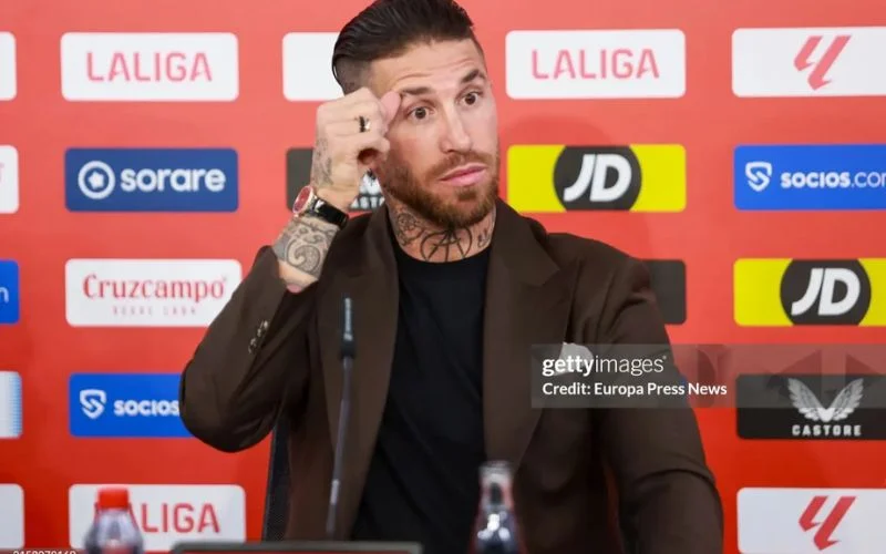 Sergio Ramos phân vân giữa các bến đỗ