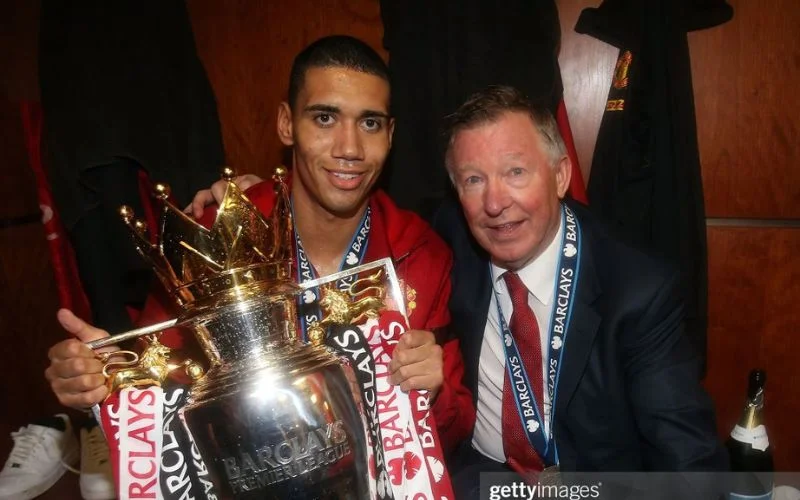 Smalling là trò cưng của Sir Alex