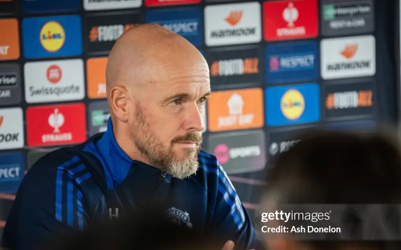 Ten Hag phản đối Europa League