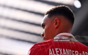 trent-alexander-arnold-cham-ky-luc-an-tuong-e1727010171583-300x188