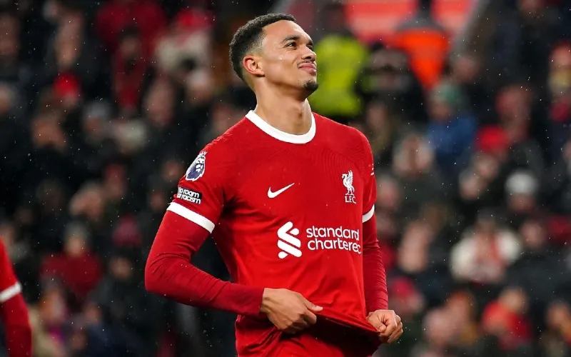 Trent Alexander-Arnold chưa thể đưa ra quyết định về tương lai