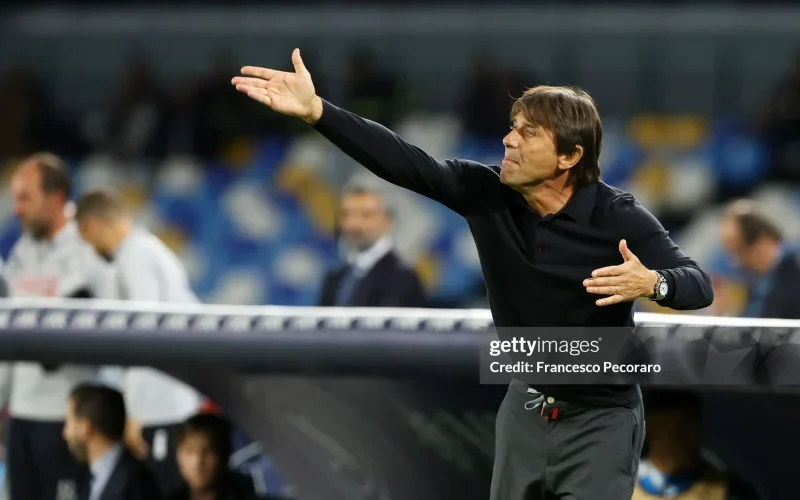 conte-bien-hinh-napoli-e1728093697285