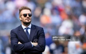 david-beckham-vao-vai-dau-bep-trong-quang-cao-moi-e1728216023950-300x188