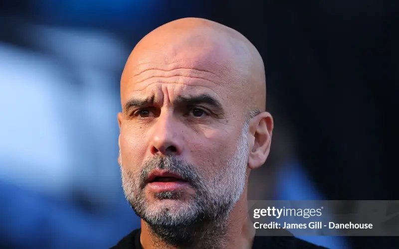 Man City xuống hạng, Guardiola càng muốn ở lại