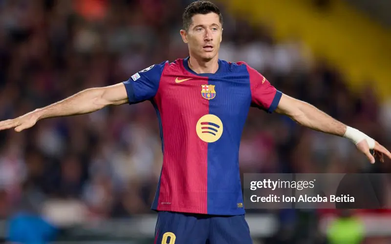 il-lewandowski-choang-vang-voi-barca