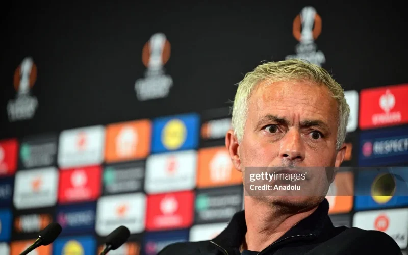 mourinho-am-chi-minh-la-ke-thu-cua-uefa-e1729831788542