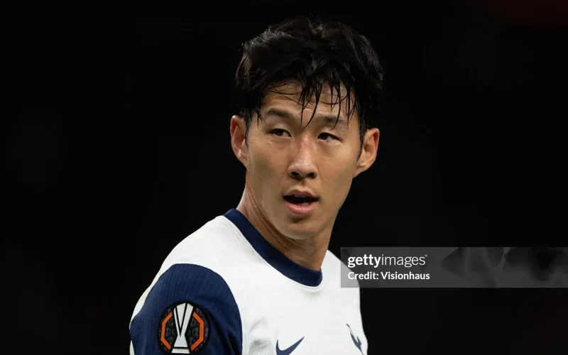 son-heung-min-ngon-hai-dang-giup-tottenham-vuot-bao-e1729222480616