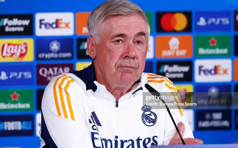 Ancelotti-rat-phien-long-ve-hang-thu-cua-Real-hien-gio