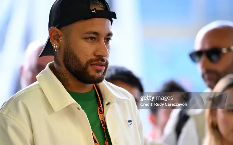 Neymar đầu tư mạnh tay vào bất động sản ở Dubai.