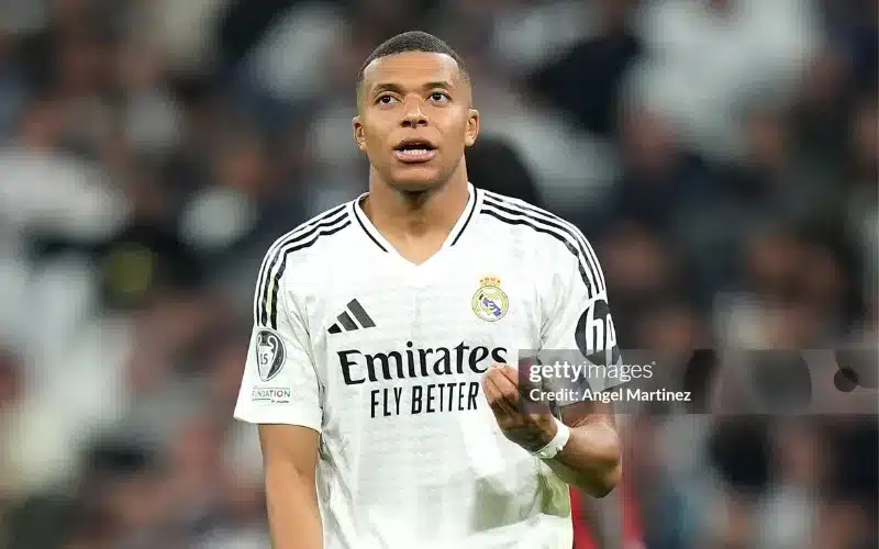 Mbappe chịu áp lực lớn tại Real Madrid.