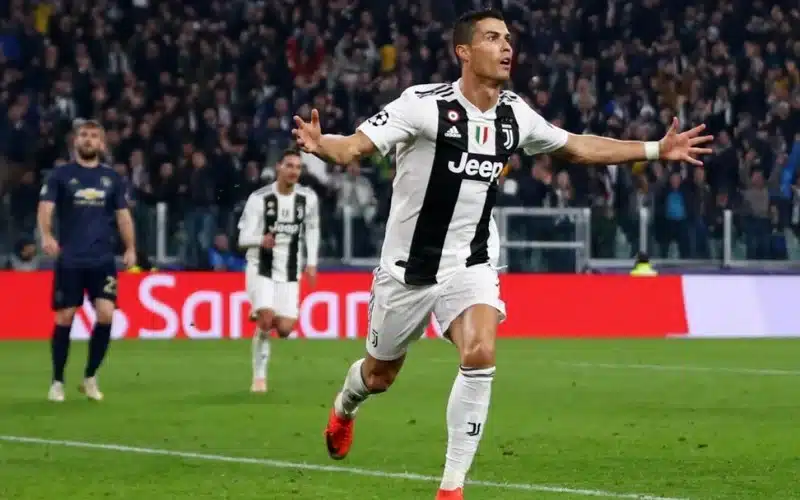 Cristiano Ronaldo đã tạo nên thành tích ấn tượng trong màu áo Juventus